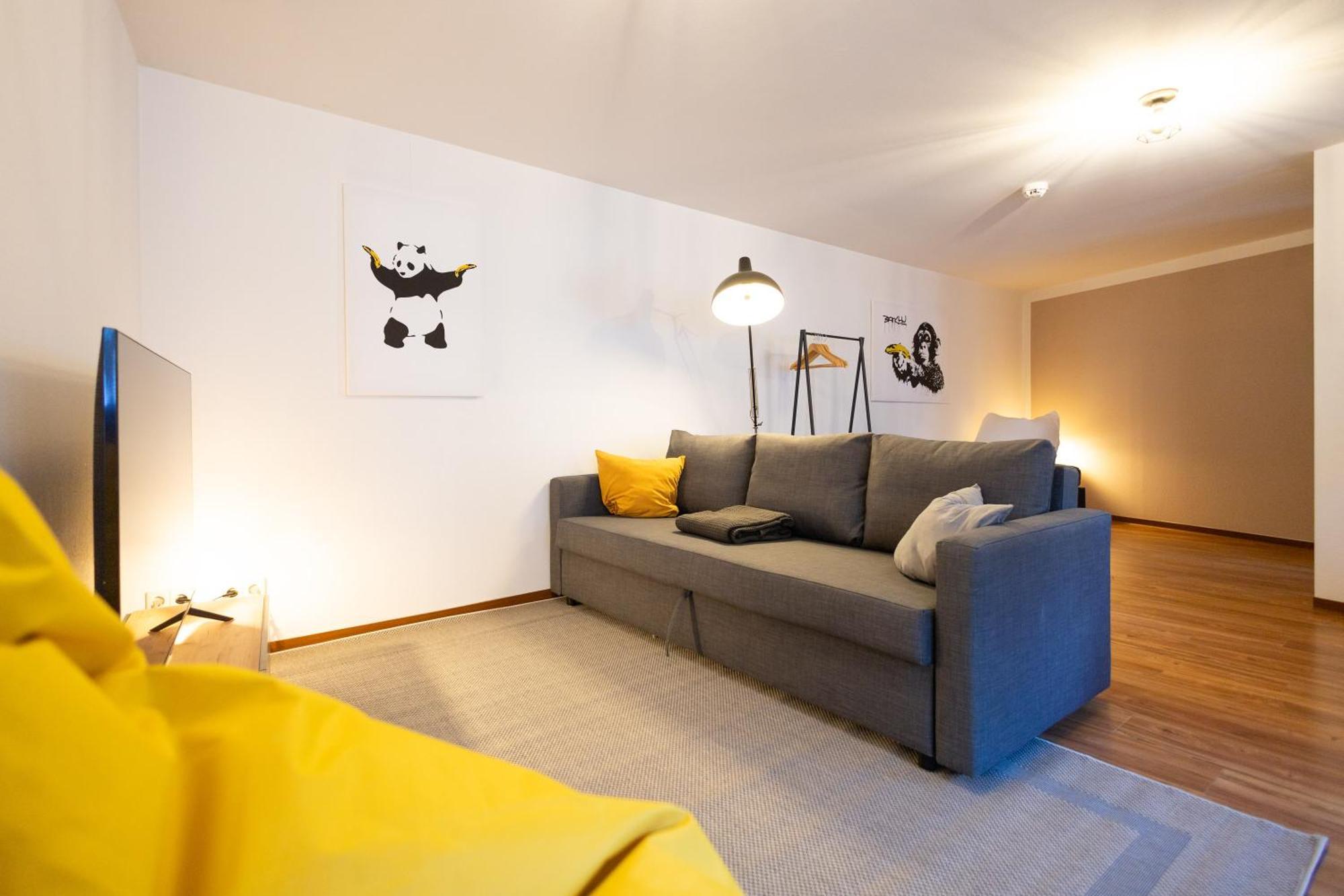 Ko-Living Space An Der Oper - Street Art Design Apartments Halle  Esterno foto